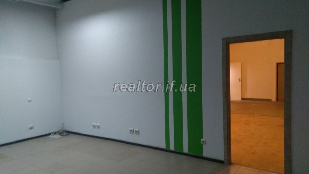 Orenda_komertsiinoyi_nerukhomosti_u_mIvano-Frankivsku_1_poverkh_vul_Vovchynetska_12361_11_1695214195.jpeg