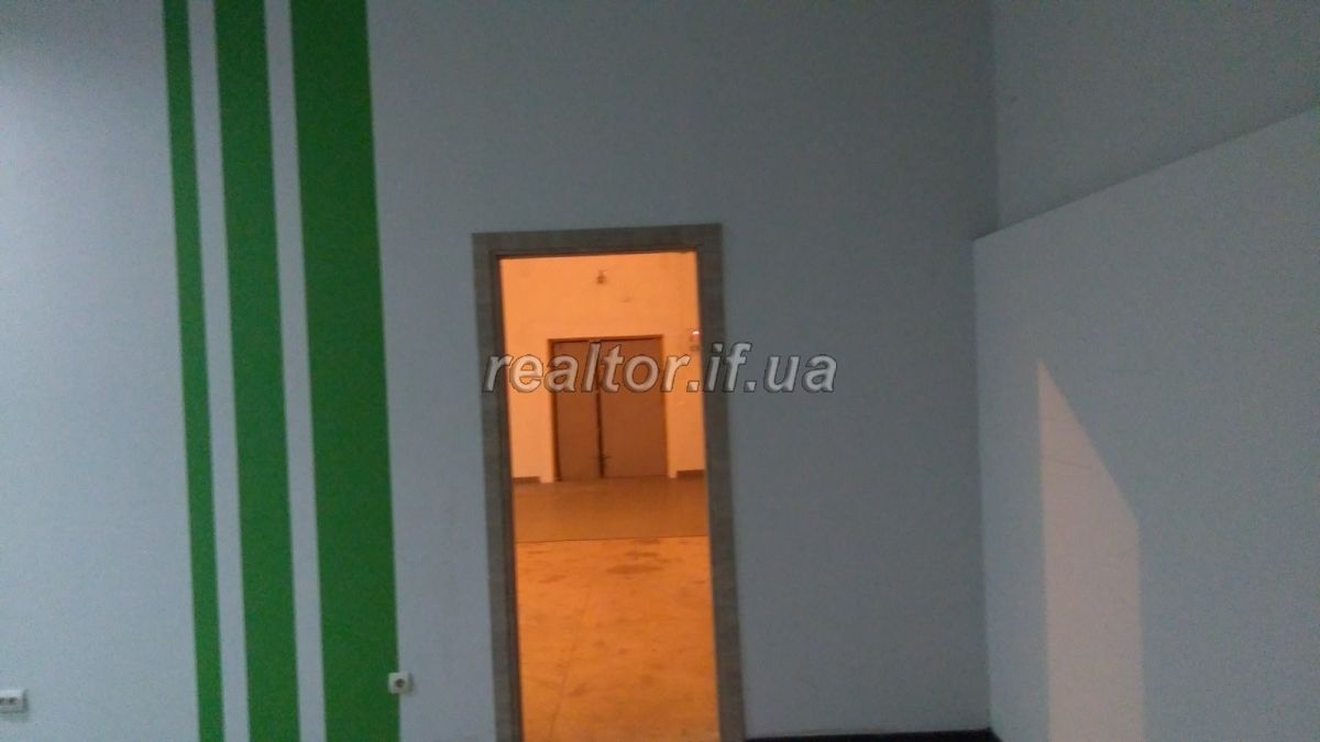 Orenda_komertsiinoyi_nerukhomosti_u_mIvano-Frankivsku_1_poverkh_vul_Vovchynetska_12361_17_1695214196.jpeg