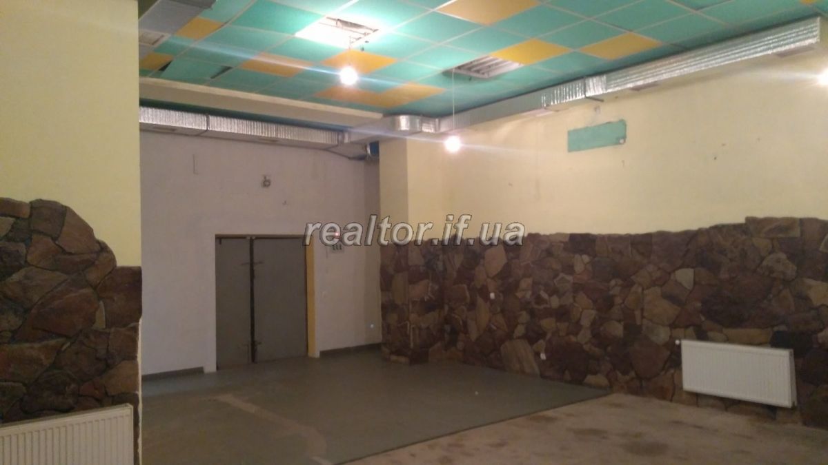 Orenda_komertsiinoyi_nerukhomosti_u_mIvano-Frankivsku_1_poverkh_vul_Vovchynetska_12361_1_1695214194.jpeg