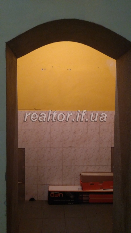 Orenda_komertsiinoyi_nerukhomosti_u_mIvano-Frankivsku_1_poverkh_vul_Vovchynetska_12361_2_1695214194.jpeg