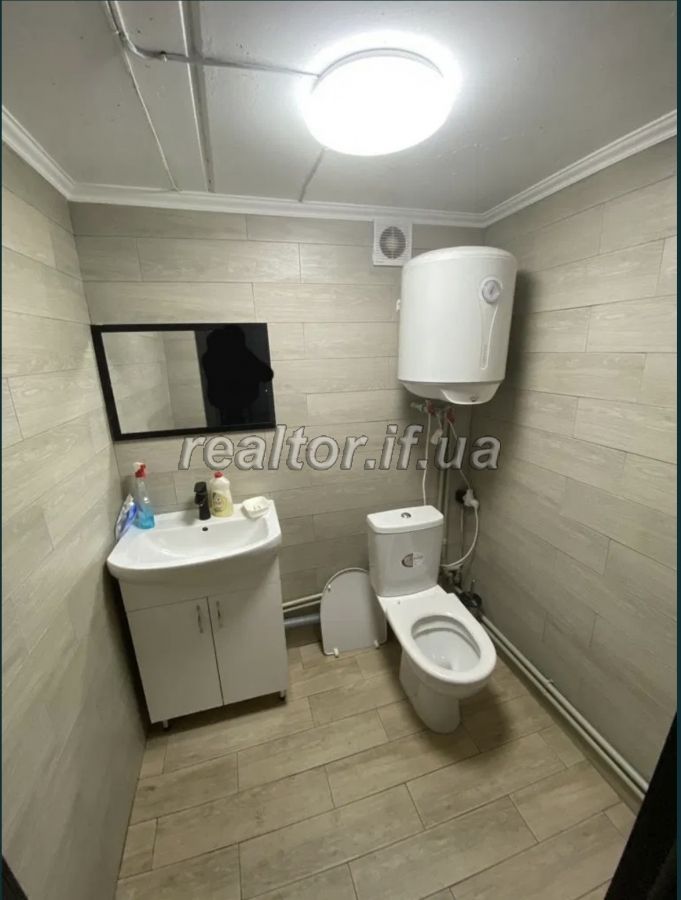 Orenda_komertsiyi_po_vulytsi_Mykolaichuka_23139_10_1720085153.jpeg
