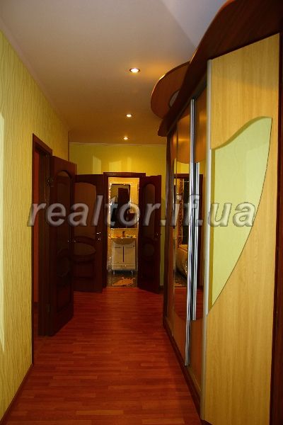 Orenda_kvartyr_v_Ivano-Frankivsku_v_novobudovi_4910_6_1377861290.jpg
