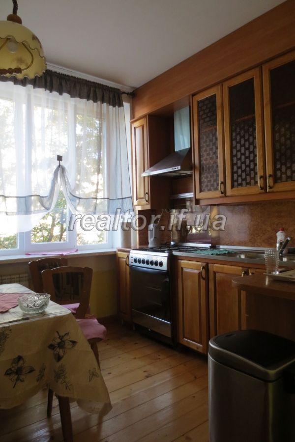 Orenda_kvartyry_v_tsentri_mista_na_vulytsi_Hrushevskoho_15329_10_1538656443.jpg