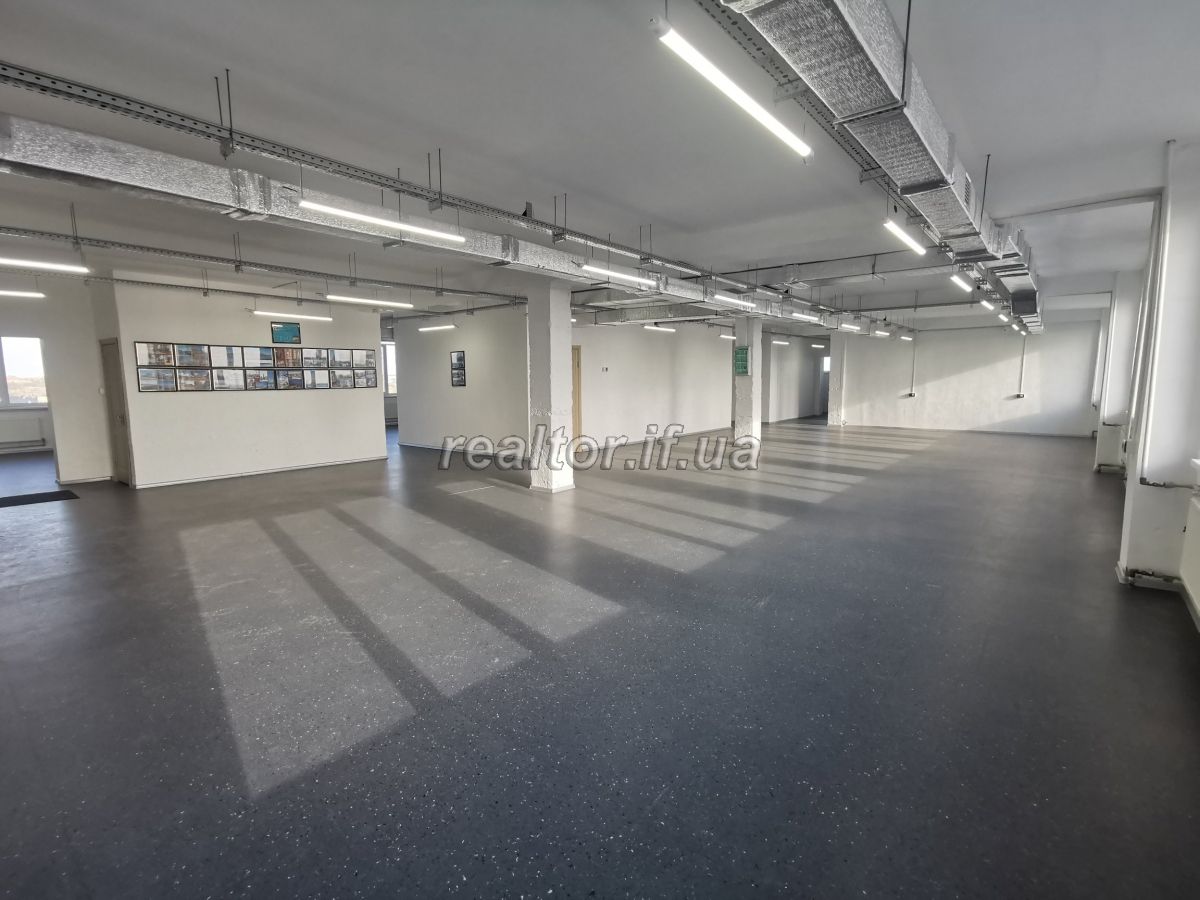 Rent of office space like open space on Vovchynetskaya street, METRO district