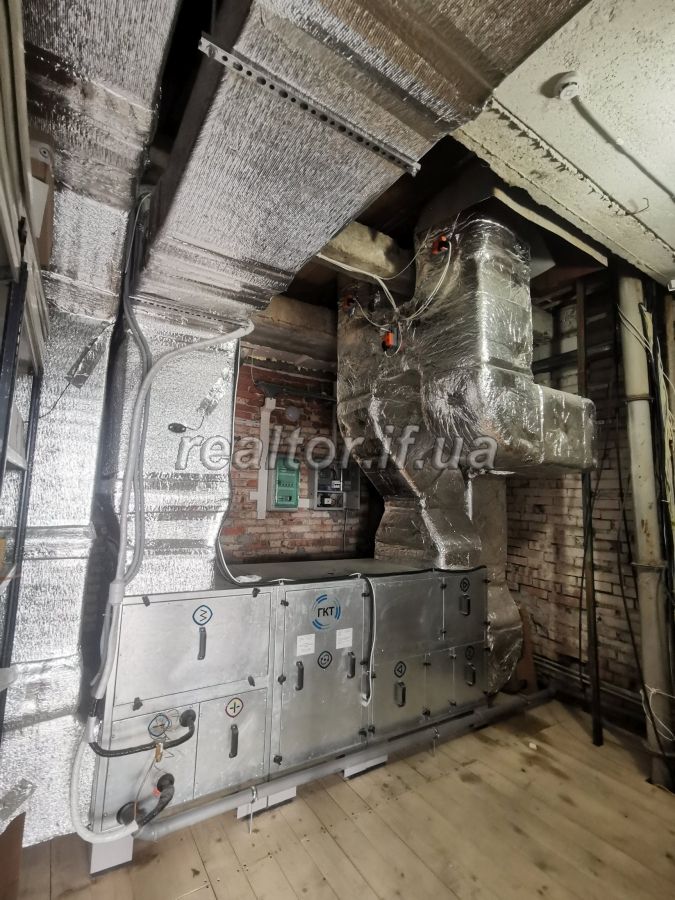 Orenda_ofisnoho_prymishchennya_typu_openspeis_po_vulytsi_Vovchynetskii_raion_METRO_18746_9_1603277900.jpg