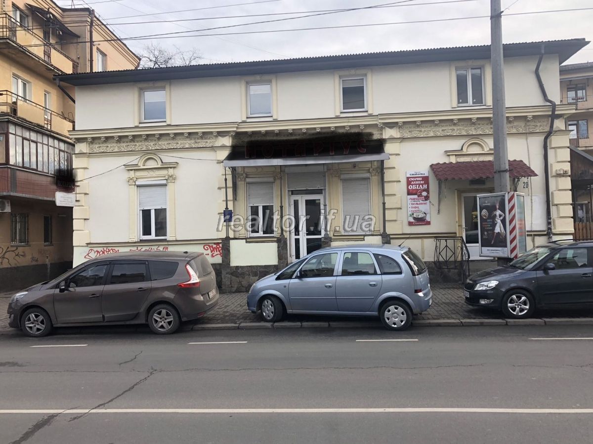Orenda_ofisnoho_prymishchennya_v_tsentralnii_chastyni_mista_z_harnym_remontom_17514_9_1578918425.jpg