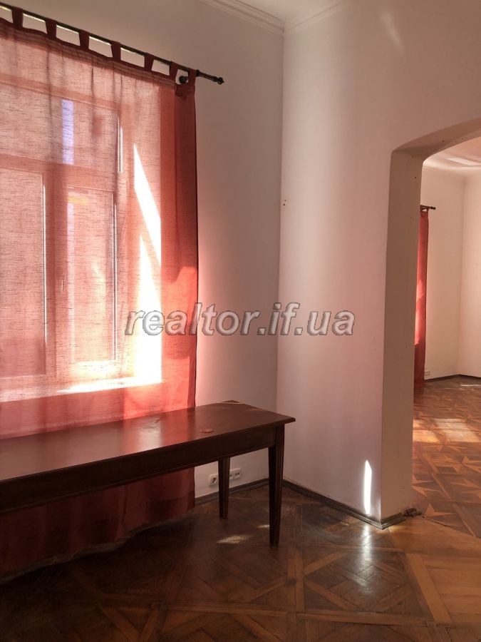 Orenda_ofisu_po_vulytsi_Mazepy_bilya_Stometrivky_22524_6_1690543788.jpeg