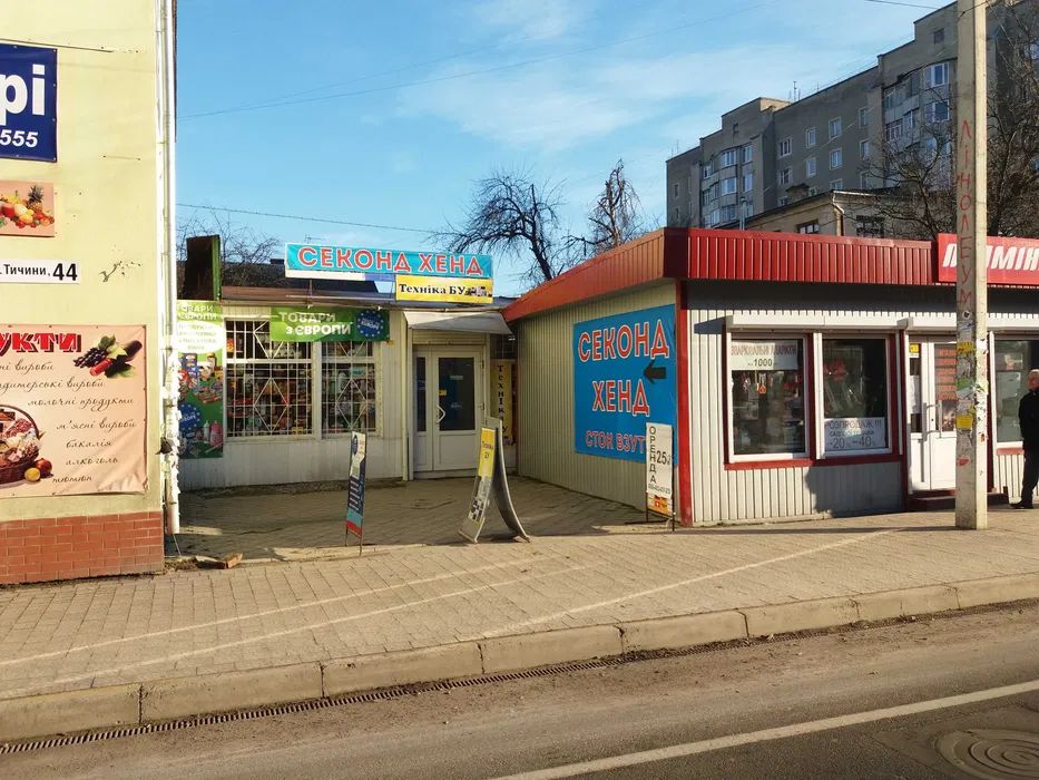 Orenda_okremoho_prymishchennya_v_torhovomu_pavilioni_z_velykym_viknom_23147_4_1720425090.webp