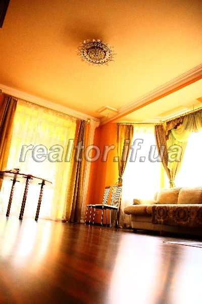 Orenda_osobnyaka_v_Ivano-Frankivsku_3207_2_1346667166.jpg