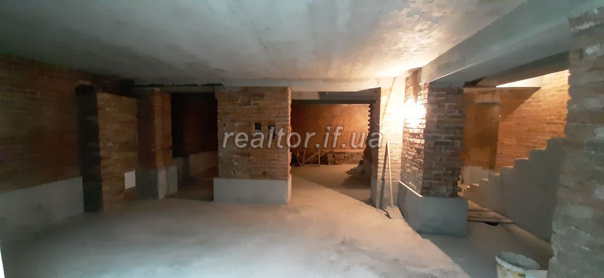 Orenda_prymishchennya_bilya_miskoyi_Ratushi_19360_11_1612298792.jpeg