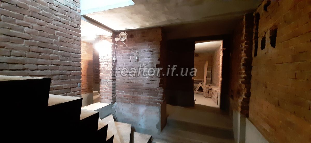 Orenda_prymishchennya_bilya_miskoyi_Ratushi_19360_6_1612298790.jpeg