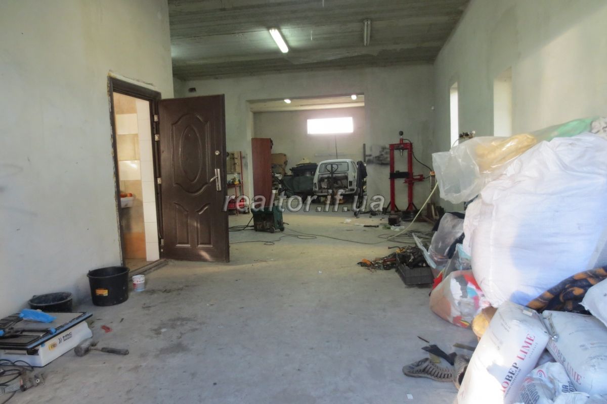 Orenda_prymishchennya_pid_mahazyn_avtozapchastyn_TIR_13968_14_1507643900.jpg