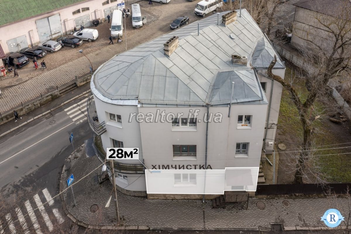 Orenda_prymishchennya_poruch_z_avtovokzalom_21179_17_1642407705.jpeg