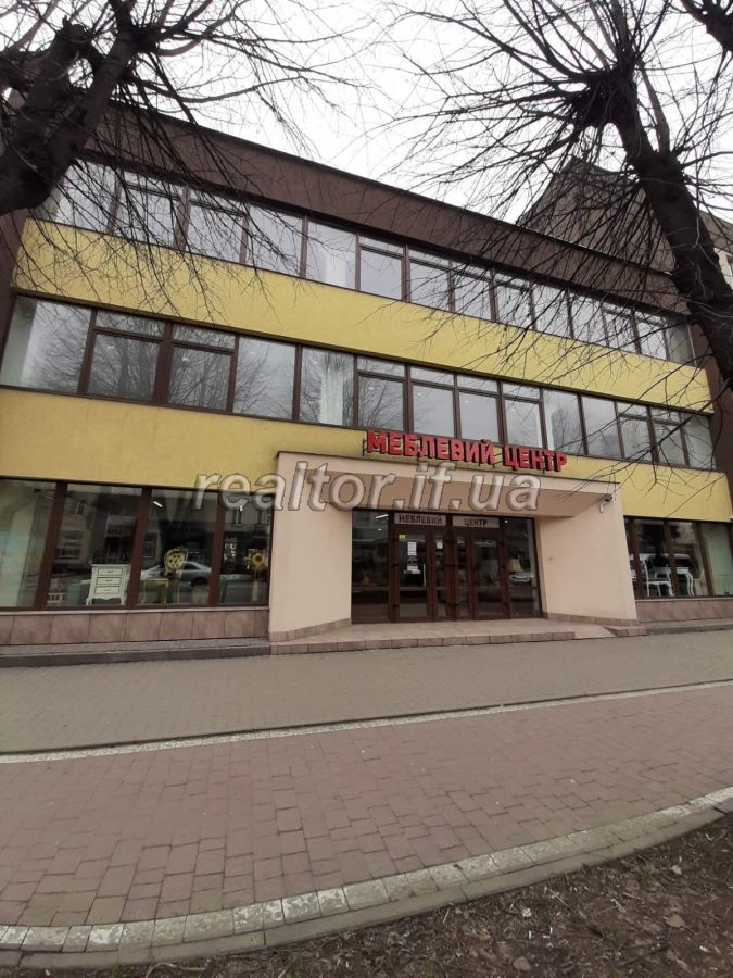Orenda_prymishchennya_v_tsentralnii_chastyni_mista_po_vulytsi_Halytska_pid_meblevyi_mahazyn_14606_14_1591285844.jpg
