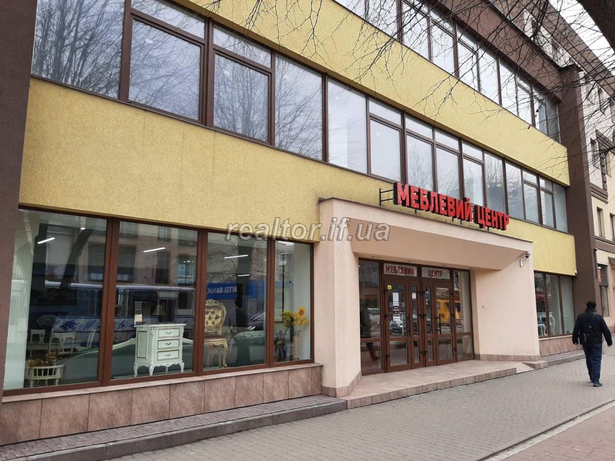 Orenda_prymishchennya_v_tsentralnii_chastyni_mista_po_vulytsi_Halytska_pid_meblevyi_mahazyn_14606_23_1591285847.jpg