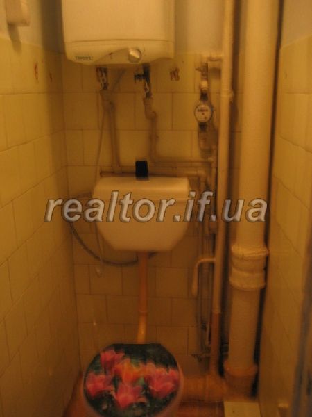 Orenda_trykimnatnoyi_kvartyry_v_harnomu_mikroraioni_na_vulytsi_Mykolaichuka_10221_9_1487757110.jpg