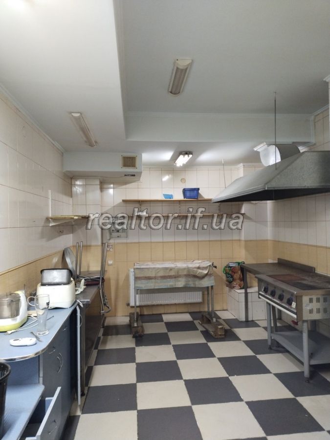 Orenda_tsokolnoho_prymishchennya_po_vulytsi_Sakharova_pid_sportzal_chy_pid_kafe_22491_5_1688044668.jpeg
