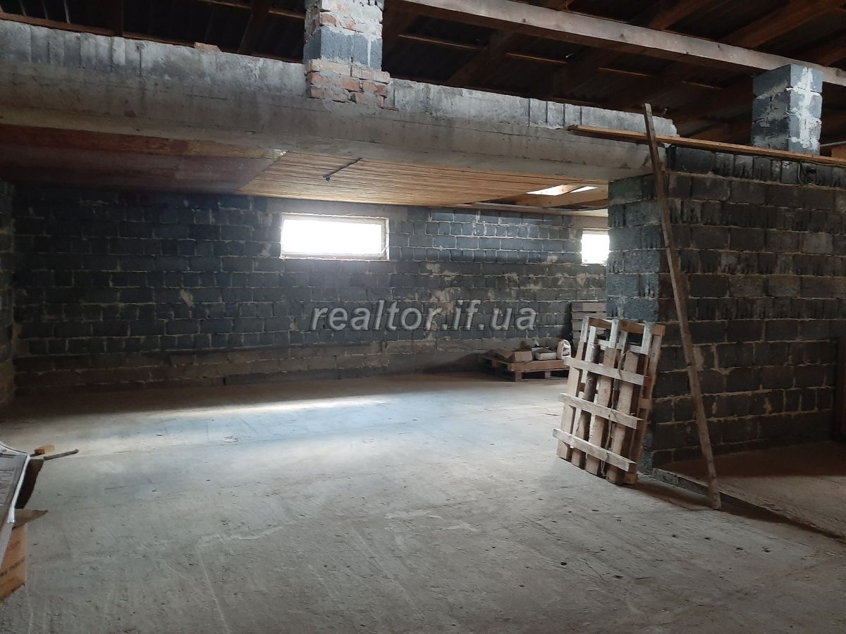 Orenda_vyrobnycho-skladskoho_prymishchennya_v_Uhrynovi_22445_2_1686730741.jpeg
