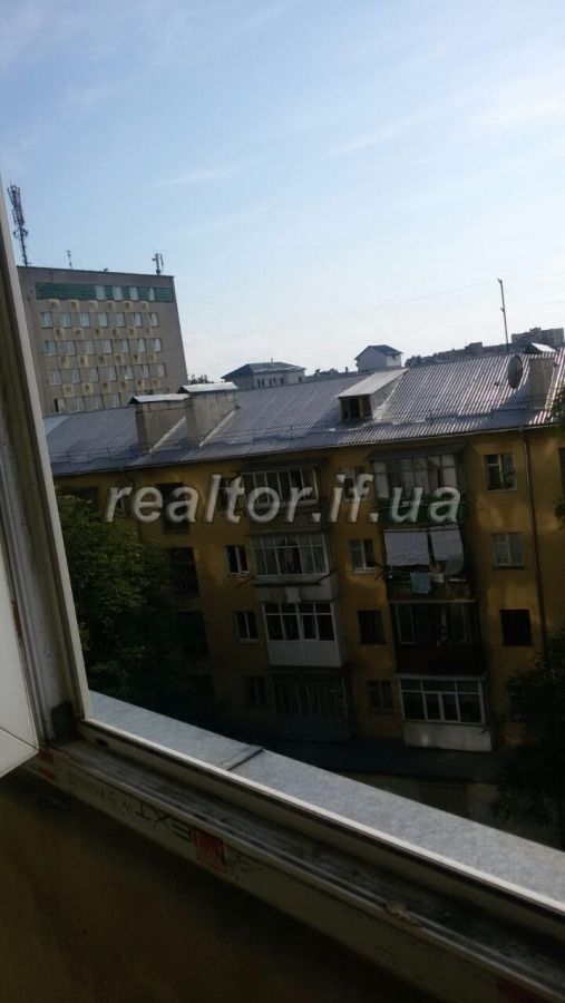 Po_vulytsi_Harbarska_prodayetsya_kvartyra_syrets_v_zdanii_ta_zhylii_novobudovi_13649_4_1501317962.jpg