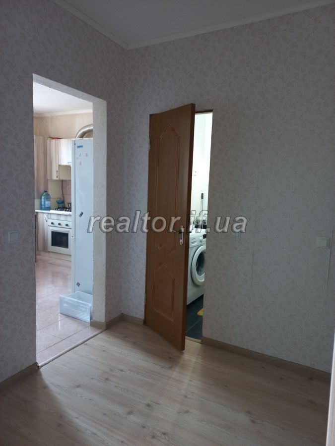 Prodayetsya_1_kimnatna_kvartyra__v_tsentri_mista_po_vulytsi_Lemkivska_21517_0_1653464645.jpeg