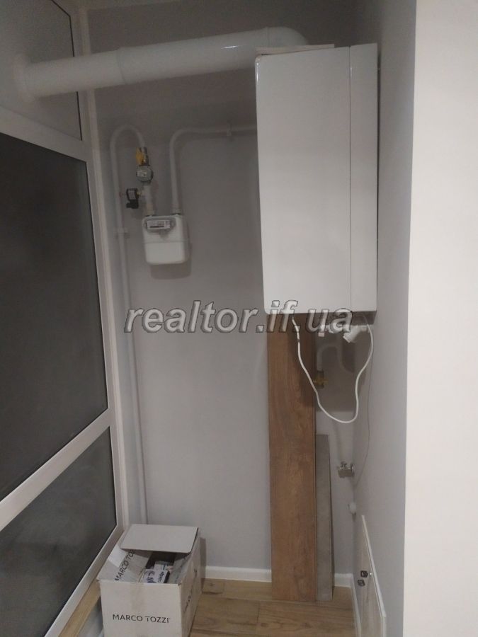 Prodayetsya_1_kimnatna_kvartyra_v_tsentri_mista_z_remontom_v_zhytlovomu_kompleksi_Knyahynyn_21307_12_1643898205.jpeg