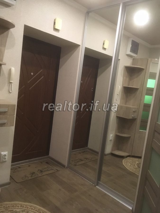 Prodayetsya_1_kimnatna_kvartyra_z_remontom_i_meblyamy_po_vulytsi_Syechenova_21304_9_1643887717.jpeg