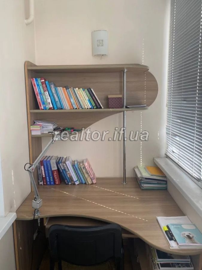 Prodayetsya_1_kimnatna_kvartyra_z_yevroremontom_po_vulytsi_Nadrichna_21448_2_1653050155.jpeg