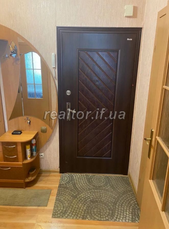 Prodayetsya_1_kimnatna_kvartyra_z_yevroremontom_po_vulytsi_Nadrichna_21448_3_1653050155.jpeg