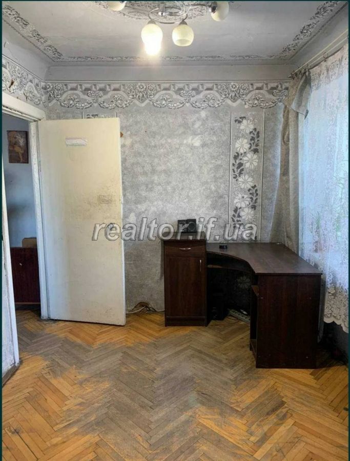 Prodayetsya_2_kimnatna_kvartyra_bez_remontu_v_tsentralnii_chastyni_mista_po_vulytsi_Halytska_22671_6_1697445908.jpeg