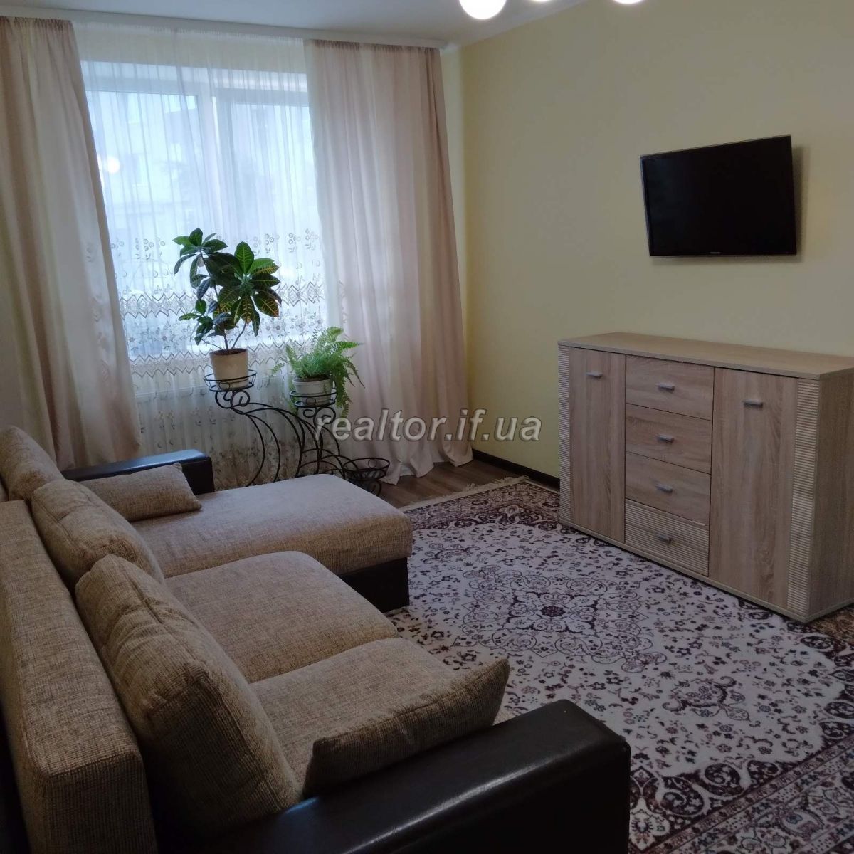 Prodayetsya_2_kimnatna_kvartyra_na_nyzkomu_poversi_u_provulku_Klyuchnyi_22041_13_1667904792.jpeg