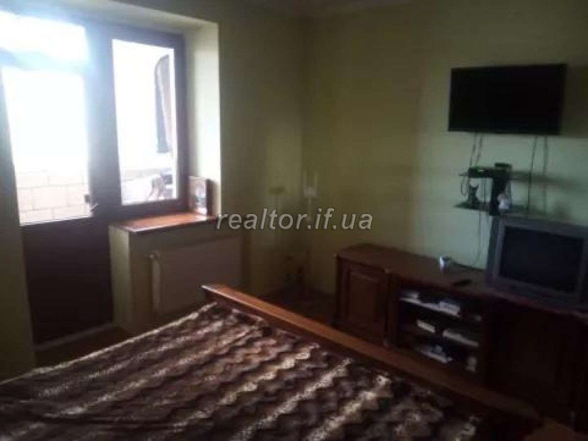 Prodayetsya_2_kimnatna_kvartyra_poblyzu_shkoly_po_vulytsi_24_serpnya_16852_14_1567069818.jpg