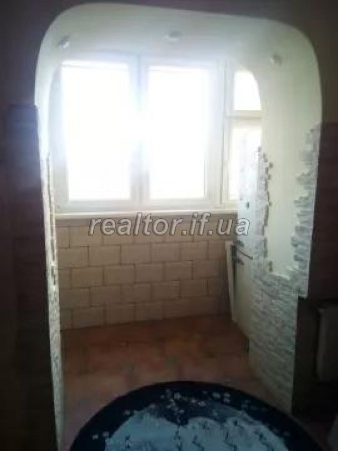 Prodayetsya_2_kimnatna_kvartyra_poblyzu_shkoly_po_vulytsi_24_serpnya_16852_4_1567069816.jpg