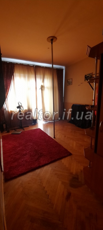 Prodayetsya_2_kimnatna_kvartyra_v_polskomu_budynku_po_vulytsi_Belvederska_v_tsentri_mista_20966_0_1636383206.jpeg