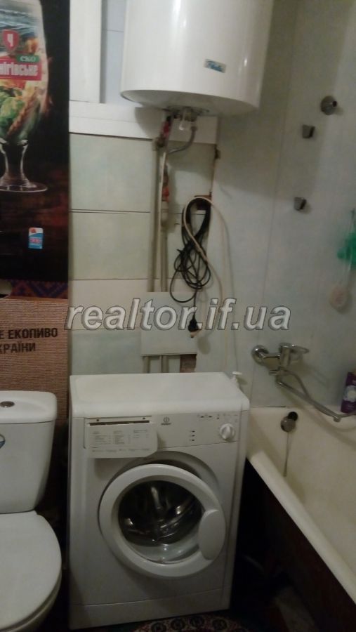 Prodayetsya_2_kimnatna_kvartyra_v_raioni_Metro_po_vulytsi_Vovchynetska_17041_6_1568973086.jpg