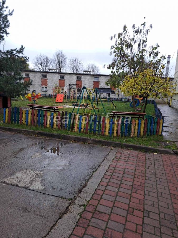 Prodayetsya__2_kimnatna_kvartyra_z_mansardoyu__v_obzhytii_novobudovi_po_vulytsi_Troleibusna_22789_11_1702288597.jpeg