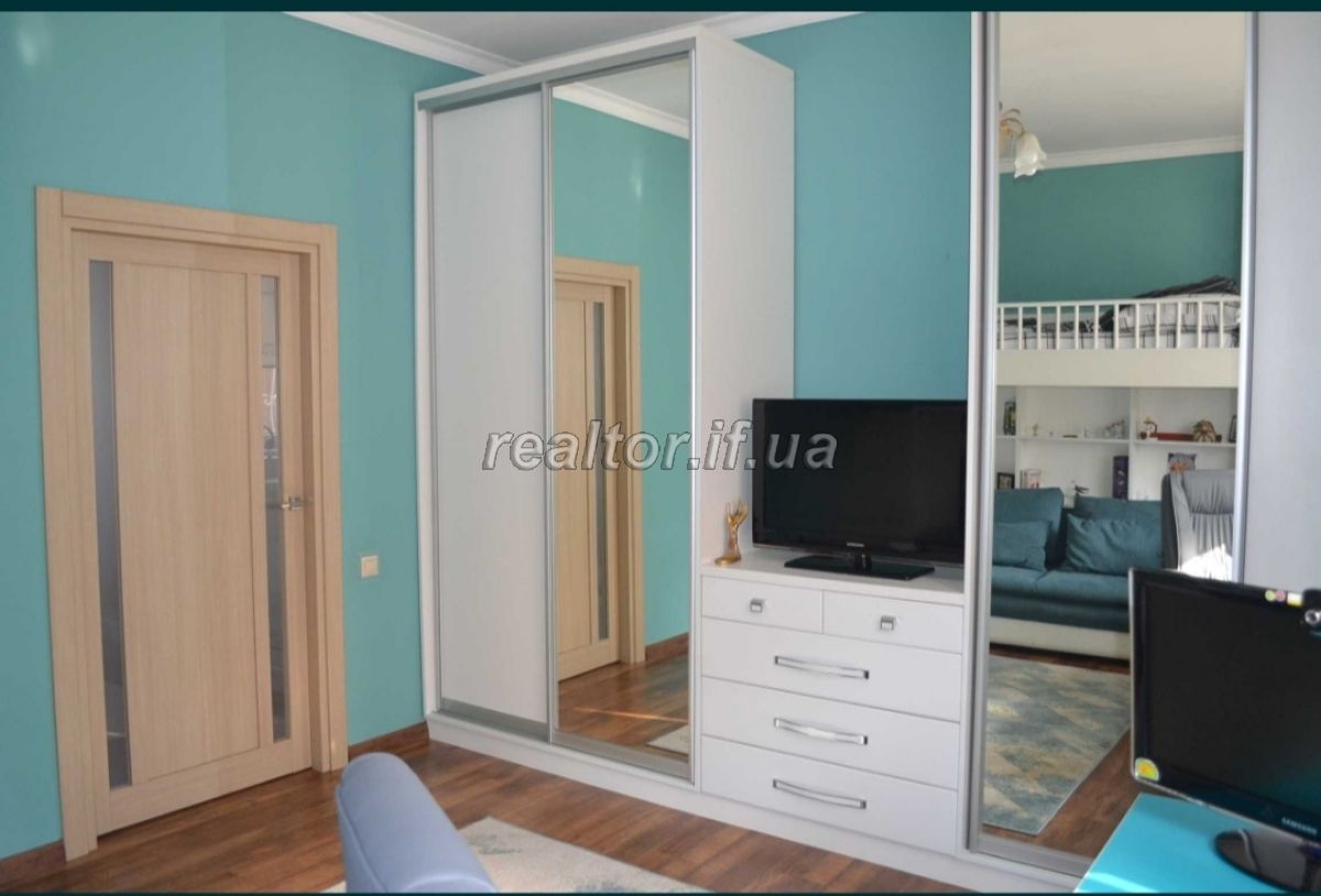 Prodayetsya_2_kimnatna_kvartyra_z_meblyamy_harazhem_i_z_pryvatnym_podviryam_po_vulytsi_Vovchynetskii_21022_0_1637939654.jpeg