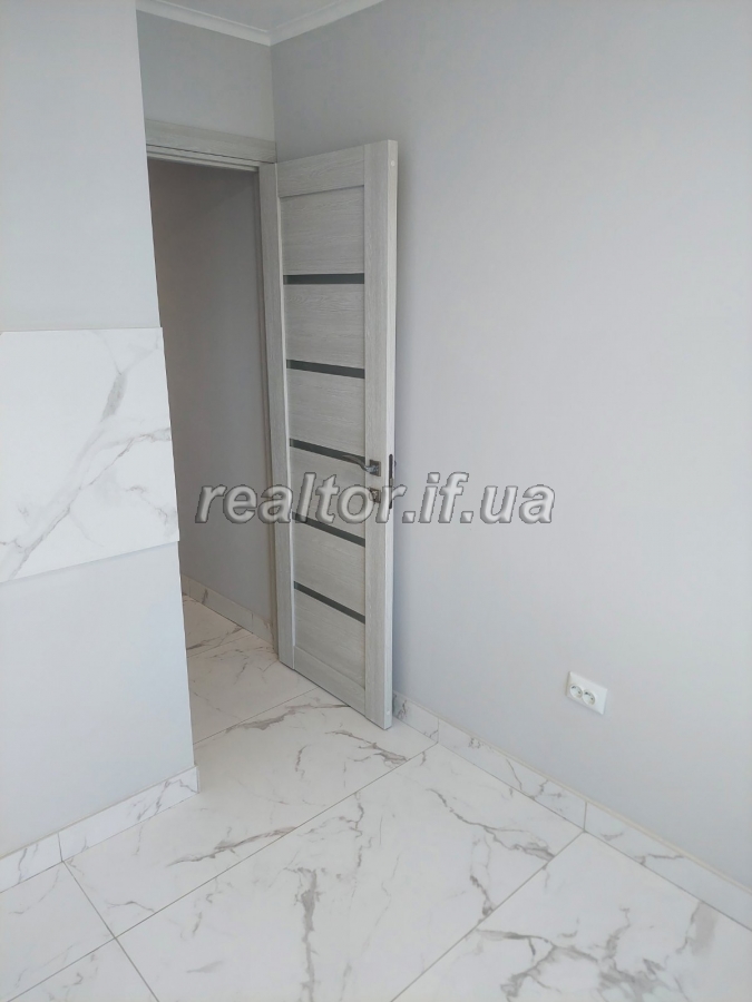 Prodayetsya_2_kimnatna_kvartyra_z_novym_remontom_po_vulytsi_Khotkevycha_22661_4_1697097604.jpeg