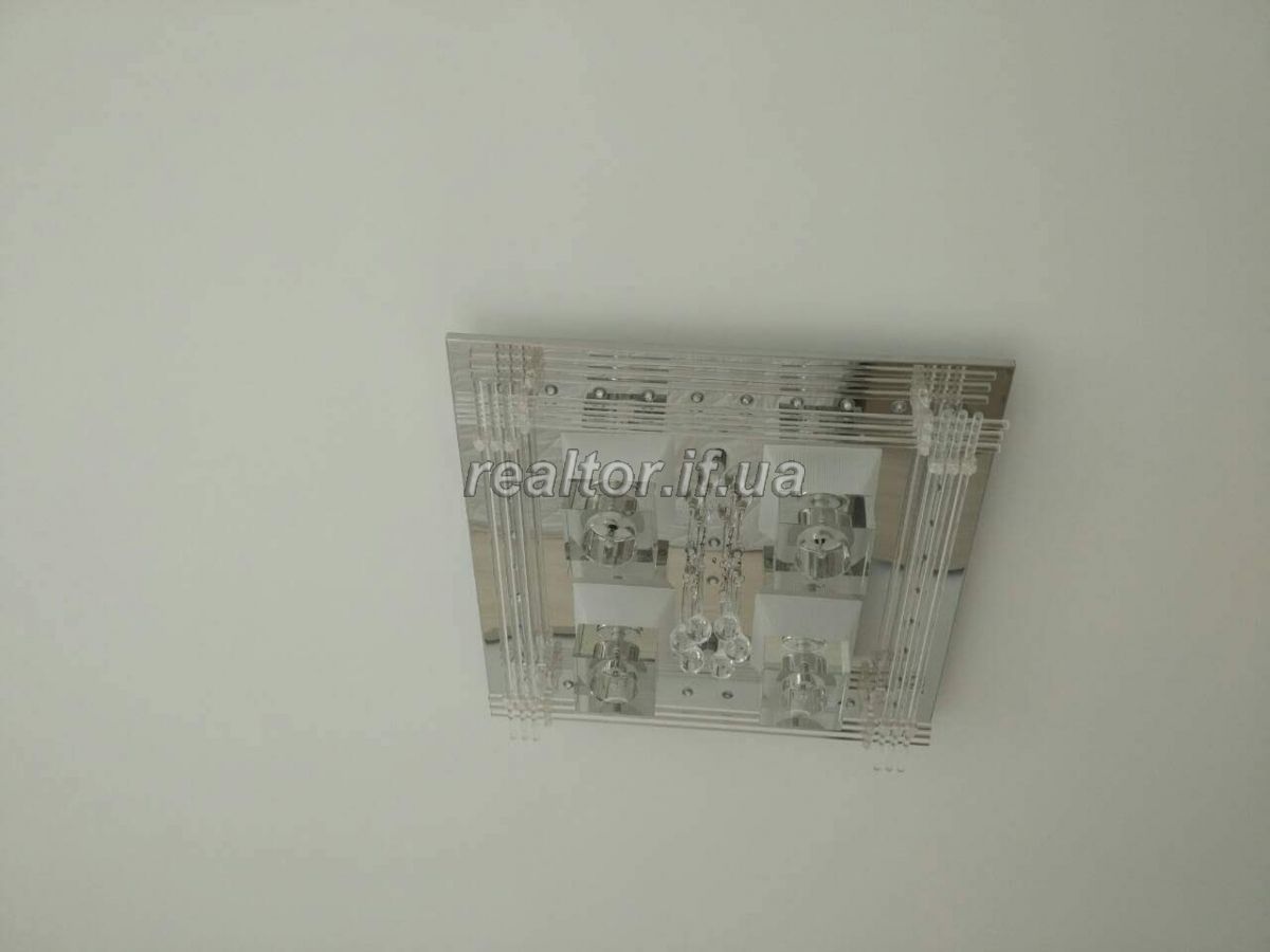 Prodayetsya_2_kimnatna_kvartyra_z_remontom_i_meblyamy_po_vulytsi_Slobidska_21245_0_1643020070.jpeg