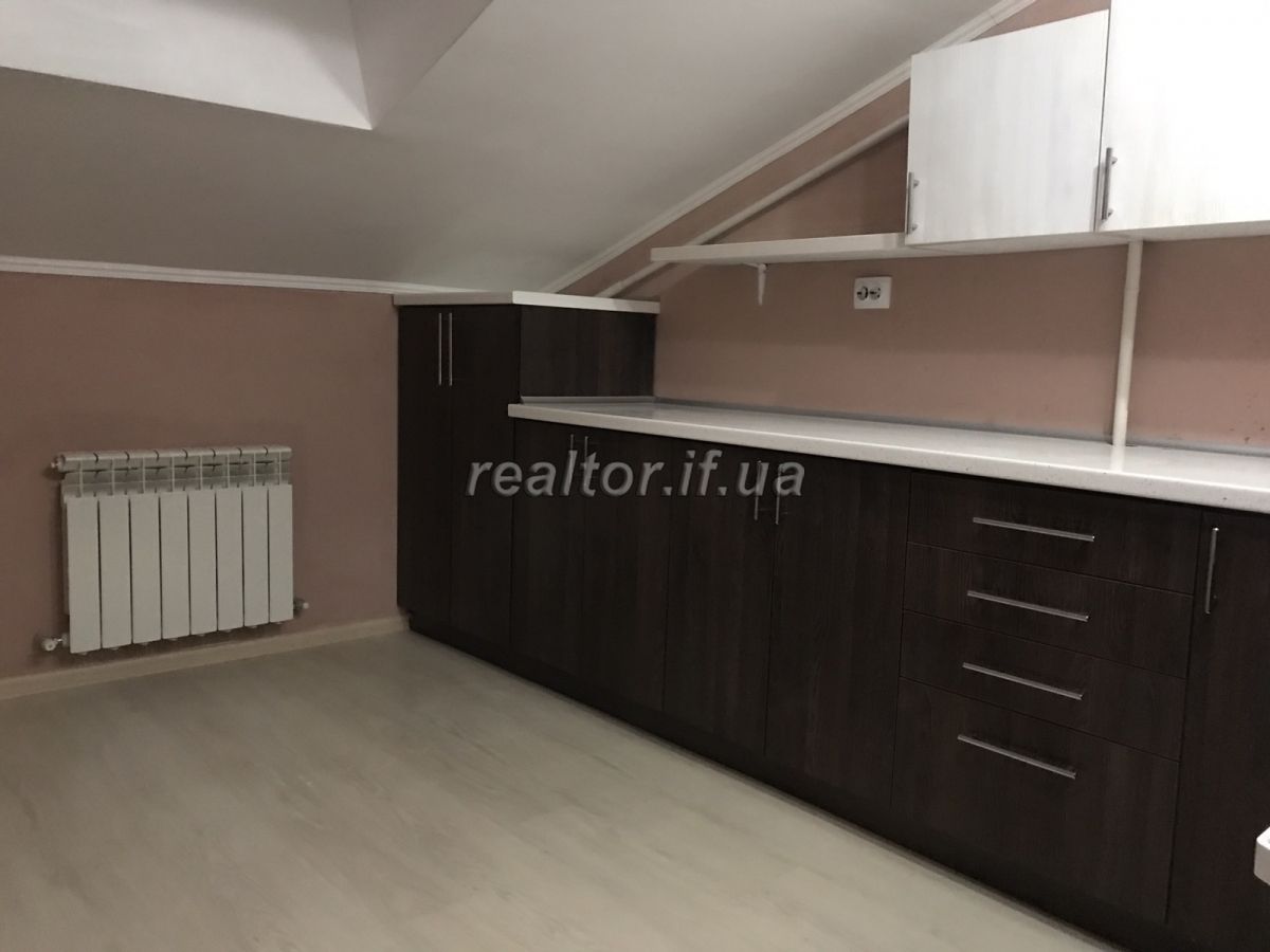 Prodayetsya_2_kimnatna_kvartyra_z_yevroremontom_po_vulytsi_Halytska_21397_1_1645527692.jpeg