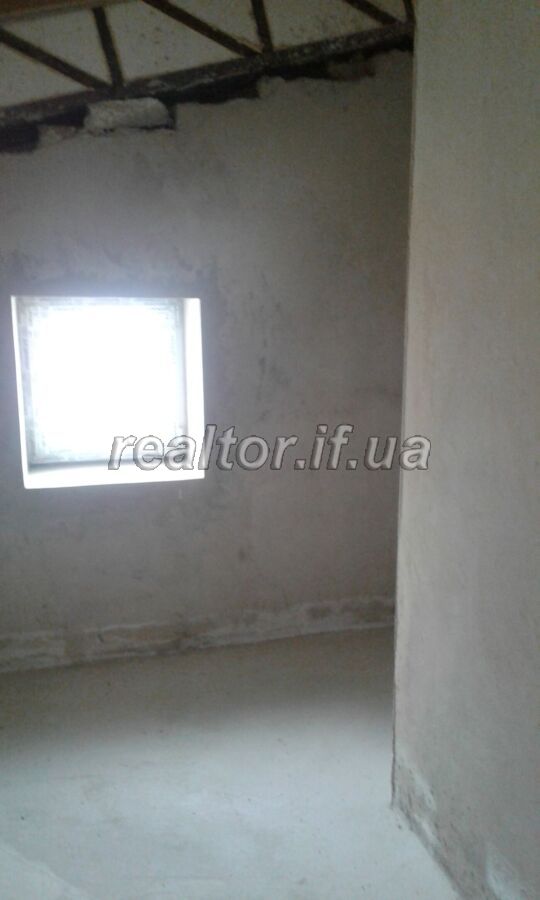 Prodayetsya_3_kimnapivmansarda_105_kvm_Kalynova_Sloboda-2_20099_0_1618673193.jpeg