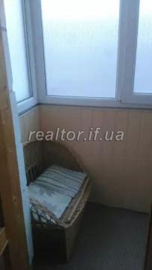 Prodayetsya_3_kimnatna_kvartyra_bilya_torhovoho_tsentru_Veles_16666_11_1564061893.jpg