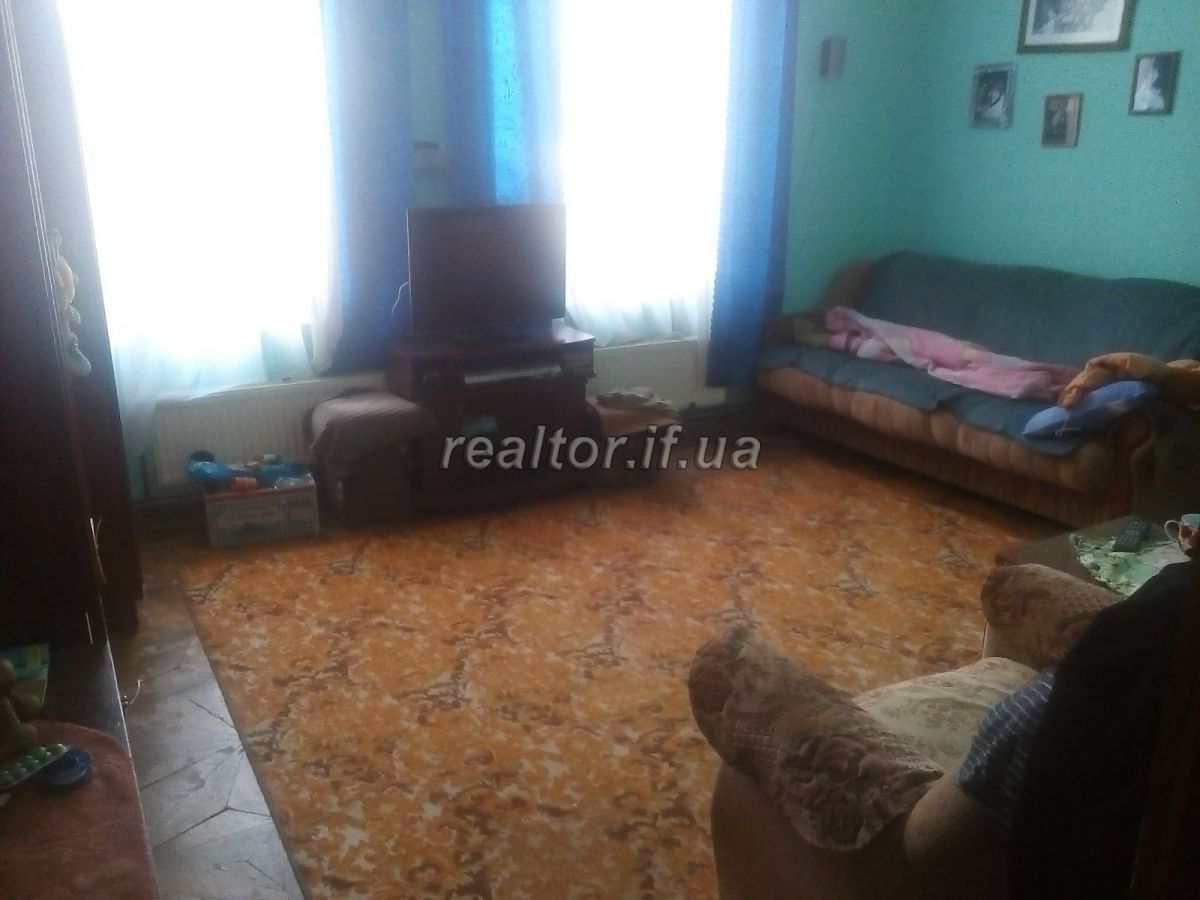 Prodayetsya_3_kimnatna_kvartyra_v_polskomu_budynku_po_vulytsi_Sichovykh_Striltsiv_17353_3_1675072225.jpeg