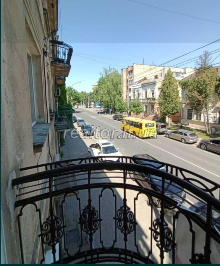 Prodayetsya_3_kimnatna_kvartyra_v_polskomu_budynku_z_remontom_po_vulytsi_Lepkoho_22617_16_1694008530.jpeg