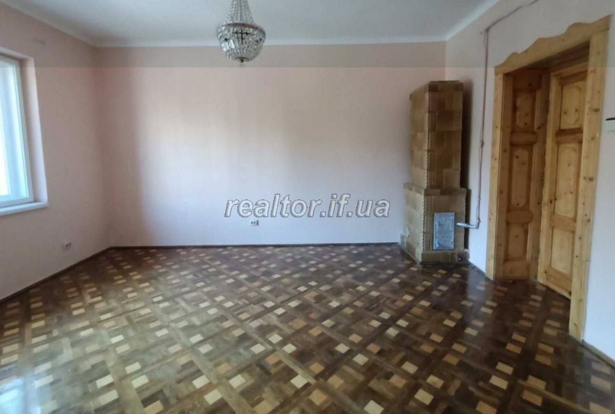 Prodayetsya_3_kimnatna_kvartyra_v_polskomu_budynku_z_remontom_po_vulytsi_Lepkoho_22617_3_1694008528.jpeg