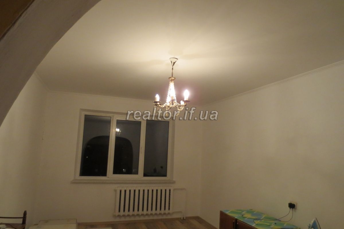Prodayetsya_3_kimnatna_kvartyra_v_raioni_Arsenu_po_vulytsi_Mykolaichuka_17357_8_1574242818.jpg