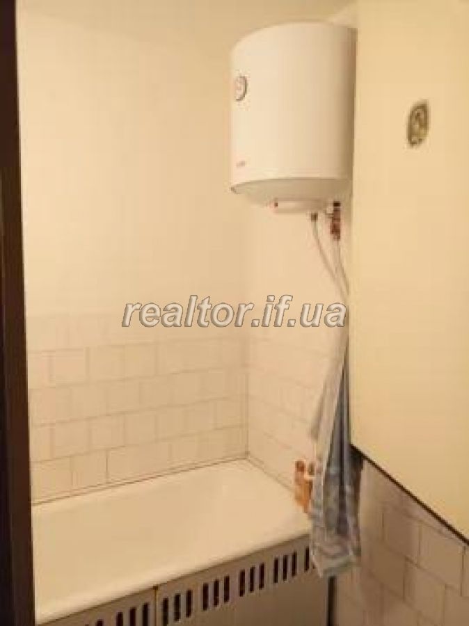 Prodayetsya_3_kimnatna_kvartyra_v_raioni_Pasichna_po_vulytsi_Khimikiv_16915_6_1567696032.jpg