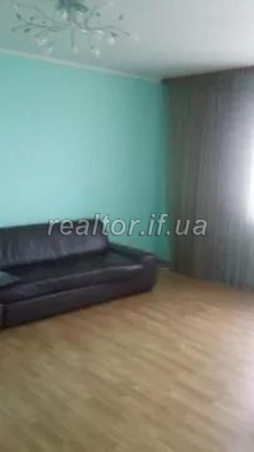 Prodayetsya_3_kimnatna_kvartyra_v_raioni_Velmartu_po_vulytsi_Konovaltsya_17020_7_1568810171.jpg