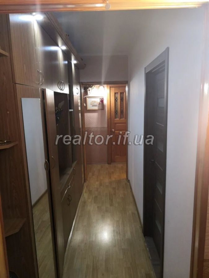 Prodayetsya_3_kimnatna_kvartyra_z_indyvidualnym_hazovym_opalennyam_po_vulytsi_Symonenka_v_raioni_Metro_17554_4_1579698825.jpg