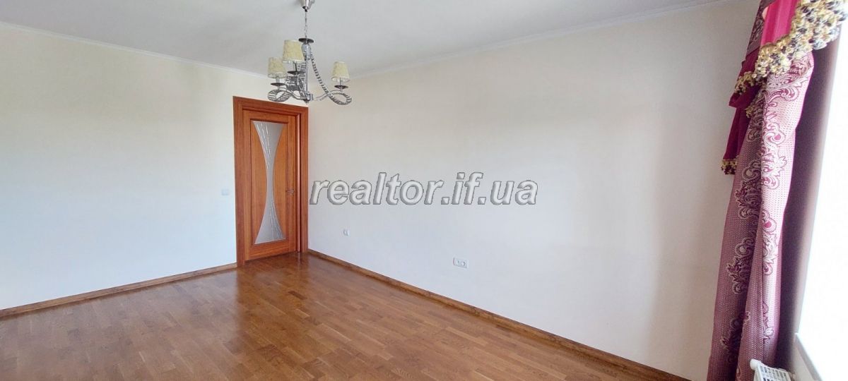 Prodayetsya_3_kimnatna_kvartyra_z_kukhonnymy_meblyamy_po_vulytsi_Vovchynetska_v_raioni_restoranu_Trembita__17297_0_1627458075.jpeg