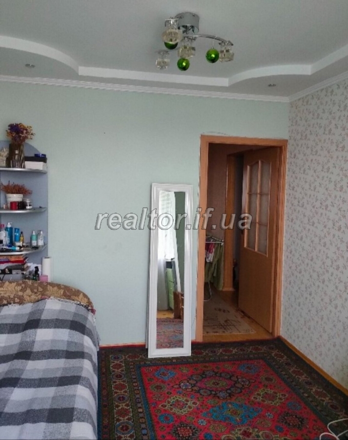 Prodayetsya_3_kimnatna_kvartyra_z_remontom_i_indyvidualnym_opalennyam_po_vulytsi_Stusa_21293_1_1643791851.jpeg